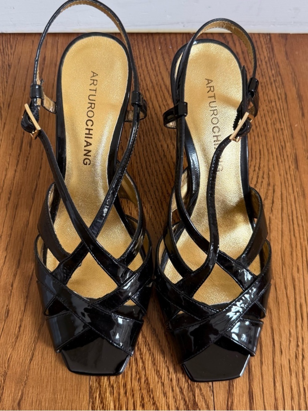 Arturo Chiang Black Soft Patent Leather Slingback Heels size 6.5 - Picture 2 of 9